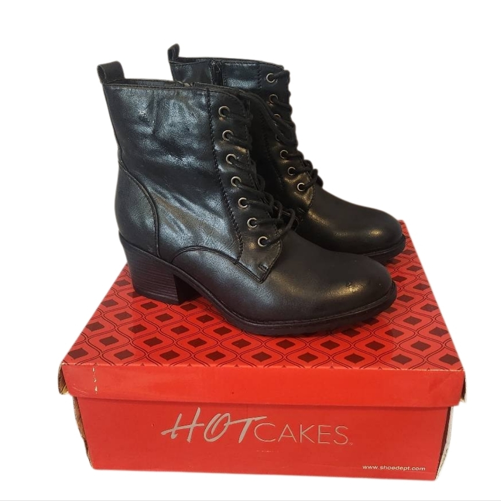 Hot Cakes Black Ankle Boots for Women Size 6M
